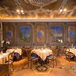 Hotel Pironi 3*