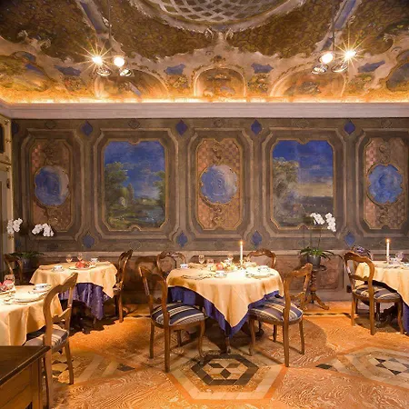 Hotel Pironi 3*